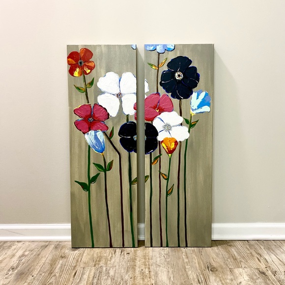 Stem Flowers on a Canvas - Picture 1 of 10